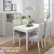 Meja kursi makan minimalis menggunakan kayu jati berkualitas cocok untuk rumah makan, cafe restoran, apartement, hotel, bar maupun ruang makan rumah minimalis. Meja Makan Minimalis 4 Kursi Murah Rajajepara Com