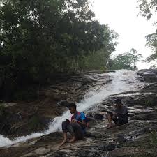 Air terjun coban talun ini berkawasan di di wisata bumi perkemahan yang ada di lereng gunung arjuna bagian barat yang lokasinya kurang lebih sekitar 15 km dari kota malang. Photos At Air Terjun Sagil Gunung Ledang