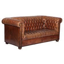 Official chesterfield sofas made in uk, shop and save up to 50% off now. Leather Tufted Chesterfield Sofa 1stdibs Com Chesterfield Sofa Tufted Chesterfield Sofa Chesterfield