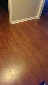 Pergo Xp Highland Hickory 10 Mm Thick X 4 7 8 In Wide X 47 7 8 In Length Laminate Flooring 13 1 Sq Ft Case Flooring Vinyl Wood Flooring Hardwood Floors