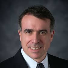 Robert Tofte's Instagram, Twitter & Facebook