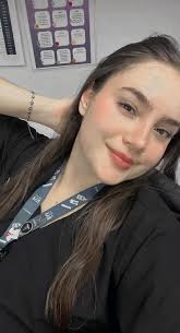 Aurora Rubio (@auroedith)