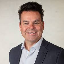 Top Health Care Execs to Watch in 2024: Booz Allen Hamilton's Roman  Salasznyk