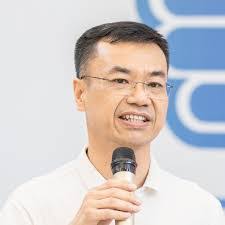 Clifford Li's Instagram, Twitter & Facebook