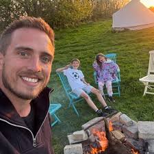 Just wondering if anyone knows of any parking spaces near salt water place  accommodation. I'm a student looking to bring my car down after Christmas  as my home town is a 6hour