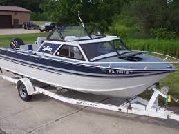 I am selling a 1987 sylvan 21 ft cuddy cabin boat and dual axel trailer. Sylvan 21 Cuddy Cabin Boats For Sale Great Lakes Fisherman Trout Salmon Walleye Fishing Forum Lake Michigan Lake Huron Lake Erie Lake Ontario Lake Superior