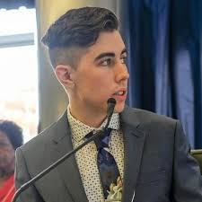 Ian Lesnick (@ENLesnick)