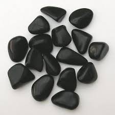 Jet This Opaque Black Stone Is Associated With The Earth Element Provides Psychic Protection Purif Rocks And Crystals Minerals And Gemstones Crystals Minerals