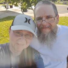 Where to find a notary in Lebanon, Oregon today after 2pm?