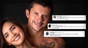 Y su canción del Bicentenario?", Mario Hart es foco de burlas tras salida  del país