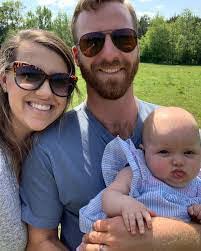 Catherine Newbold's Instagram, Twitter & Facebook