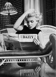Black And White Throwback Aesthetic Marilyn Monroe Reading Motion Picture Daily New York C 1955 Beautifulcel Black And White Picture Wall White Aesthetic Photography Black And White Photo Wall