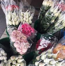 As we all know roses are probably the most beautiful flower in the world. Bunga Segar Murah Di Weng Hoa Flower Boutique Jelajah Maya