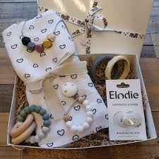 See our top upscale baby gifts, including strollers, cribs, carriers and more. Large Baby Gift Box Baby Shower Gifts Mamiina