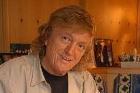 Christopher Muzzy's Instagram, Twitter & Facebook