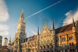 St.gallen is a university town with a focus on the economic sciences. Fernbus Munchen Ab 5 Chf Flixbus Die Neue Art Zu Reisen