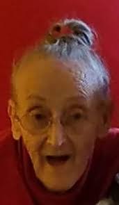 Hallie Roach's Instagram, Twitter & Facebook