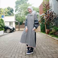 Maybe you would like to learn more about one of these? Kombinasi Baju Lebaran Cewek Tinggi 150cm Foto Baju Vintage Cowok Bajuku