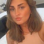 Ciera Wallace's Instagram, Twitter & Facebook