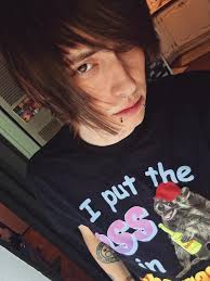 Anyone going to Massachusetts is for Lovers tomorrow? I'm going alone,  would love to make some friends!