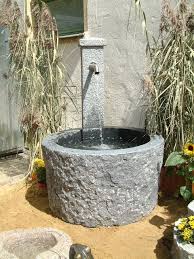 Wir bieten unseren kunden schönes und praktisches für haus und garten. Gartenbrunnen Aus Granit Brunnencenter Allgau Wasserhahn Garten Gartenbrunnen Brunnen Garten