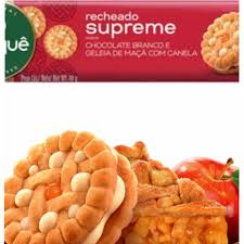 Biscoito Piraquê, com recheio de geleia de morango e canela ????