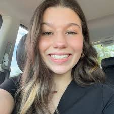 chloe dixon (@chloedixon.06) • Instagram photos and videos