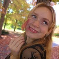 Chloe Mcgrath's Instagram, Twitter & Facebook