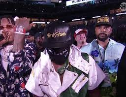 We did not find results for: ð™·ðš˜ðš˜ðšðš'ðšŽð™»ð™±ð™¹ On Twitter This Man Logan Paul Came Out Wearing A Charizard Chain And Floyd Mayweather Came Out Wearing A Onlyfans Hat Lol Mayweatherpaul Https T Co Bw8tb6dt4f