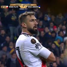 Lucas pratto is an argentine professional footballer who plays for river plate. La Madrina De Velez On Twitter Felicitaciones Al Enorme Lucas Pratto Oso Querido Los Hinchas De Velez No Alegramos Por Vos Y Bueno Vos Mauro Zarate Traidor Hijo De Puta Fijate Si