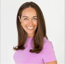 Bea Atkins's Instagram, Twitter & Facebook