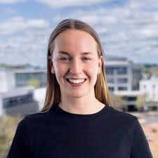 👋Meet Leah Slack, Graduate Engineer, who shares the best thing about being  a Graduate at ResMed.