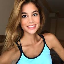 Sotto la guida di simona ventura anche quest'anno l'italia ha ha occhi e capelli castano corti, giocatrice di basket. Basket A Miss Italia La Fidanzata Di Brian Sacchetti La Sardegna Tifa Per Lei Foto