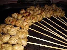 Kuah satay akan menjadi pekat apabila ia sudah sejuk. Satay Ikan Lokcing Damansara Home Facebook