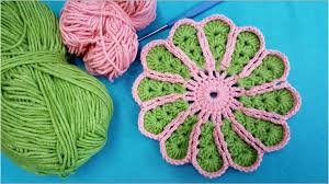 Yesil Yapraklar Yuvarlak Orgu Modeli Anlatimli Yapilisi Kolay Hobiler Tig Isleri Tig Desenleri Orgu