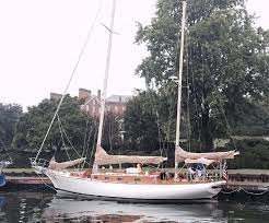 A 1979 Cherubini 44 Yotlot Yacht Design Boat Companies Winter Storage