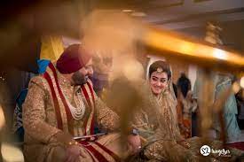 We have seen everything from dinosaurs chasing bridal parties, awkward poses, unflattering angles, and bad lighting. Lighting Basics For Photographing Indian Weddings Twogether Studios