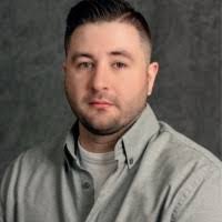 Garrett Cain's Instagram, Twitter & Facebook