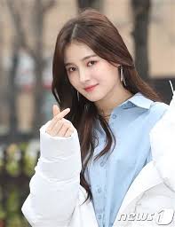 Ask K Pop Korean Beauty Girls Beauty Girl Asian Beauty Girl