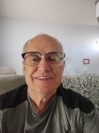 Dennis Hines's Instagram, Twitter & Facebook