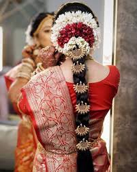 Mother of the bride is one of the key figures in the event. 12 Trending Kerala Wedding Hairstyles For The Bride To Be