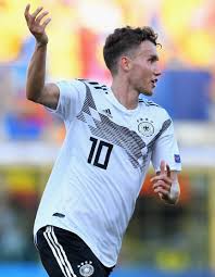 So siehst du das erste gruppenspiel der nationalmannschaft gegen dänemark live im tv und im livestream. U21 Em Wird Luca Waldschmidt Bester U21 Torjager Aller Zeiten Fussball Bild De