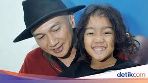 Kedekatan Anji dan Putrinya dari Sheila Marcia