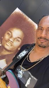 Mark Adams The Hansolor Bass Phenom and His Inspirational Music