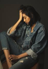 Trình độ học vấn và cả lịch sử tình trường của cô nàng này ra sao? Xnusaxjdemwvwm