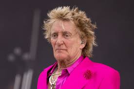 Glastonbury star Rod Stewart nearly quit career after terrifying health  ordeal | Edinburgh Live