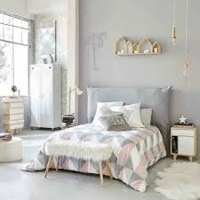 Entre deux séances d'envois de textos sur son portable, il préfère allez « rider » avec ses potes sur sa planche de skate plutôt que de ranger sa chambre. Couleur Chambre Ado Fille Conseils Pour Bien La Choisir