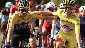 Where did tadej pogacar finish in tour de france? Tour De France Alle Gegen Das Slowenen Duo Sport Dw 25 06 2021