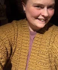 The first time I saw this weave (either ripple or ruffle I think it's  called I have a terrible memory for names) I thought it looked like a  cobra's hood. So I