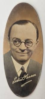 1935 Carreras Popular Personalities Oval Tobacco #32 Leslie Henson